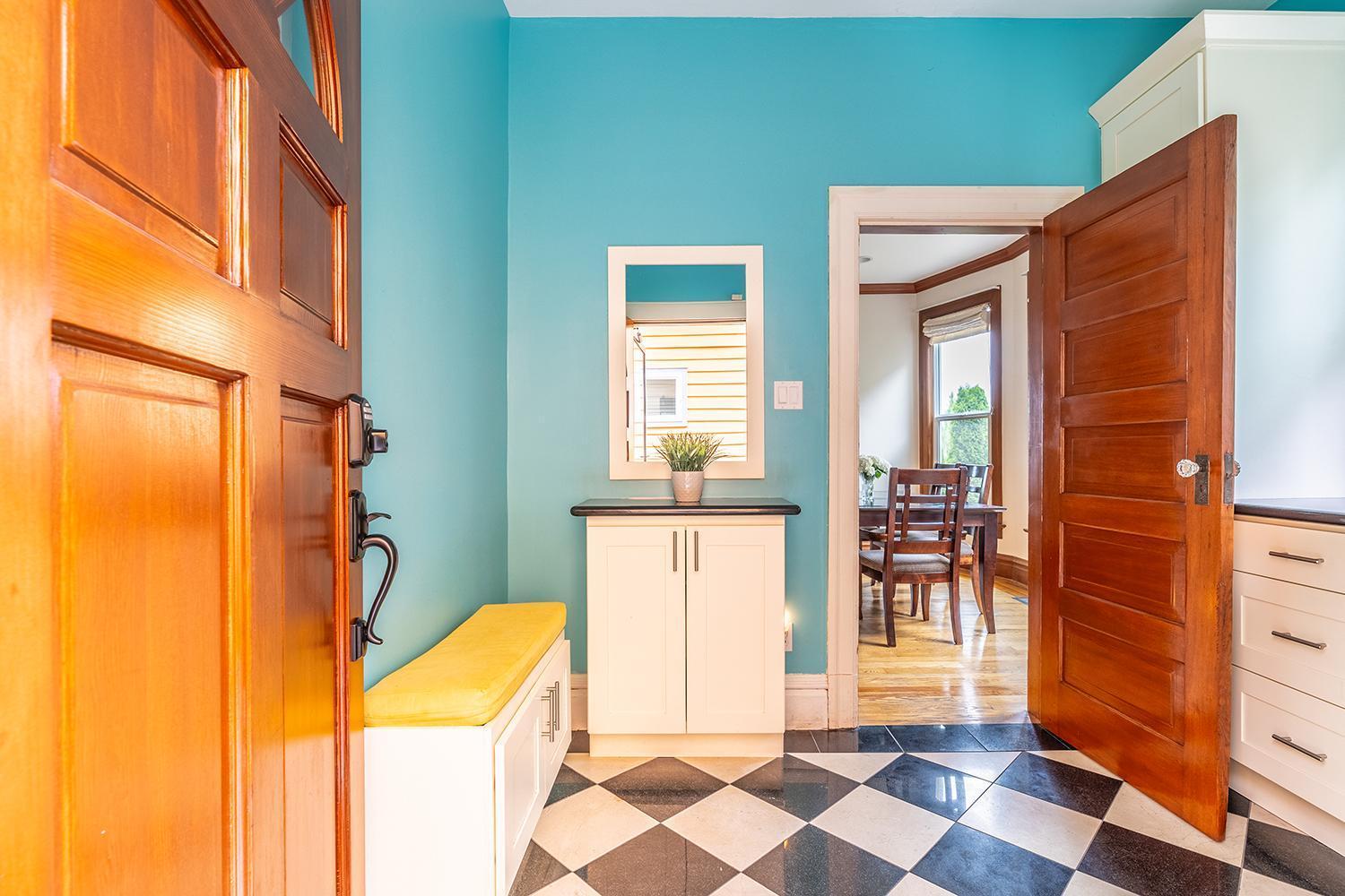 Вилла Charming Capitol Hill Craftsman Сиэтл Экстерьер фото