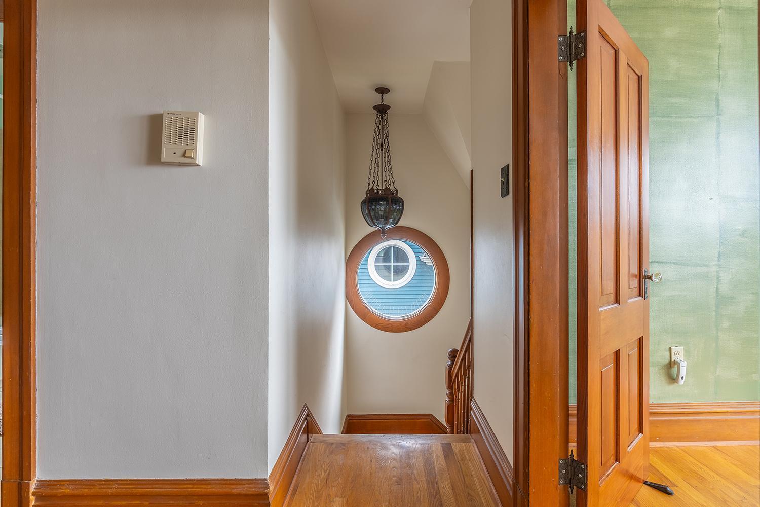 Вилла Charming Capitol Hill Craftsman Сиэтл Экстерьер фото