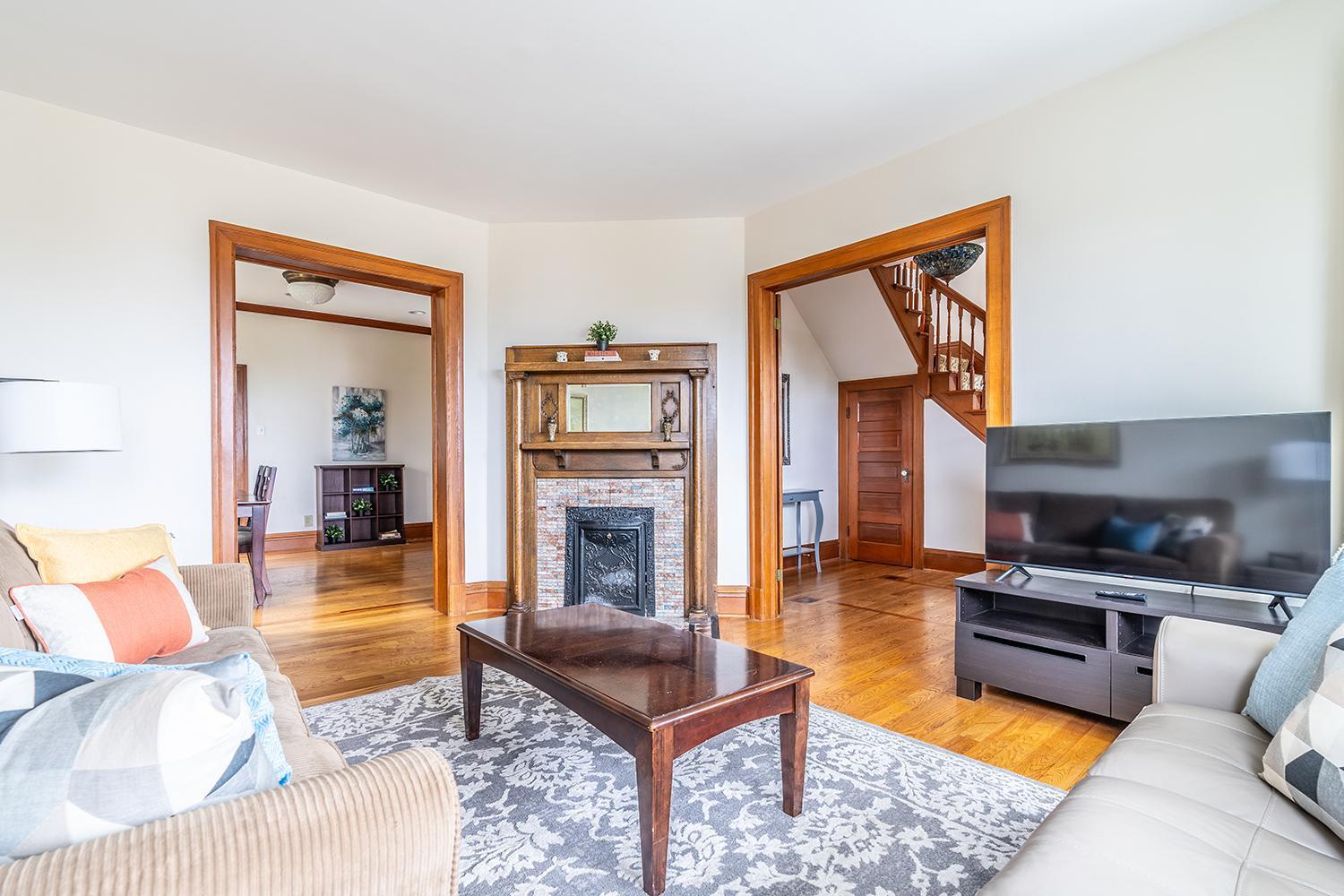 Вилла Charming Capitol Hill Craftsman Сиэтл Экстерьер фото