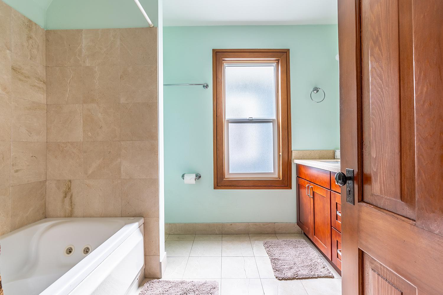 Вилла Charming Capitol Hill Craftsman Сиэтл Экстерьер фото